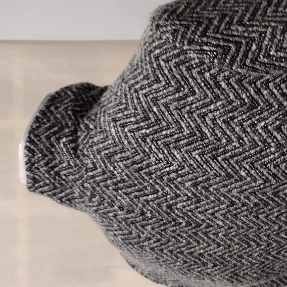 Banana Republic gray and black herringbone weave trench coat. Small - Picture 10 of 12